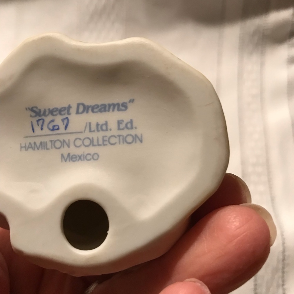Hamilton Collection - Picture 3 of 3